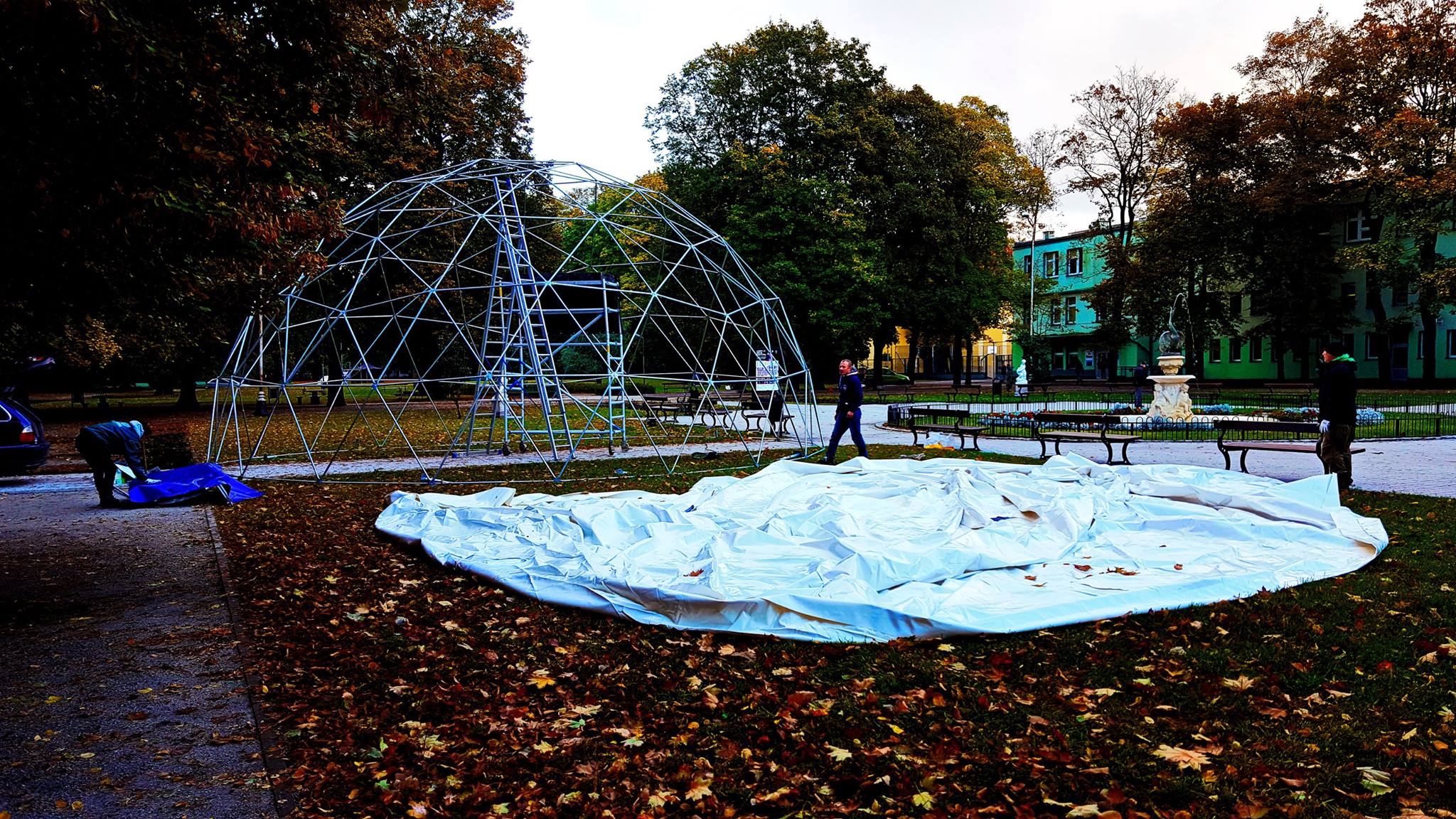 Namiot Sferyczny Ø11m dla „Festiwalu Kinetycznej Sztuki Światła” 2016, Łódź, Polska